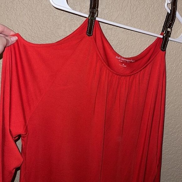 Soft Surroundings- Red Long Line Tunic Cold Shoulder Blouse w/ Faux Leather - Picture 2 of 8